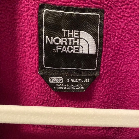 The North Face girl’s Denali Jacket - Picture 3 of 5